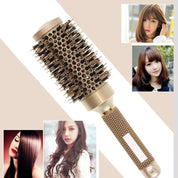 Spazzola rotonda per capelli con setole in cinghiale, ideale per styling e volume. Immagini di acconciature lisce e ondulate. Perfetta per saloni.