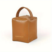 Borsa a mano in pelle marrone, design cubico, manico superiore, marchio "Summer Valley", elegante e moderna, accessorio moda donna.