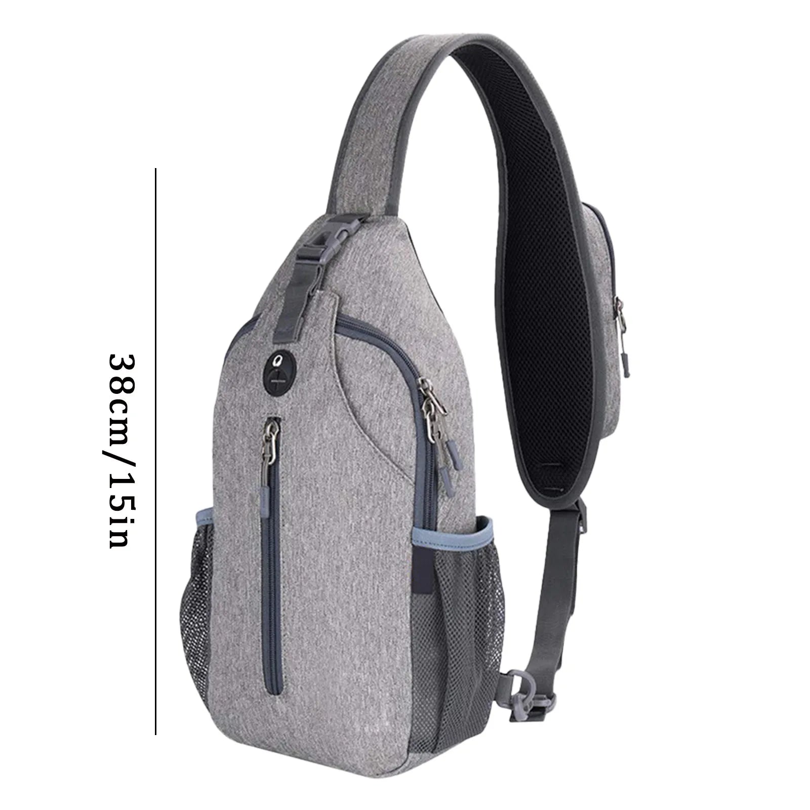 Zaino monospalla grigio, 38 cm, con tasche multiple e cerniere, design ergonomico, ideale per viaggi e uso quotidiano. Materiale resistente.