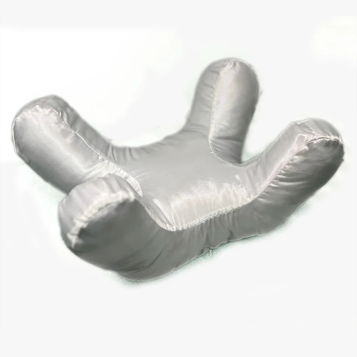Cuscino ergonomico grigio a forma di mano, supporto per collo e schiena, ideale per relax e comfort, tessuto morbido e resistente.