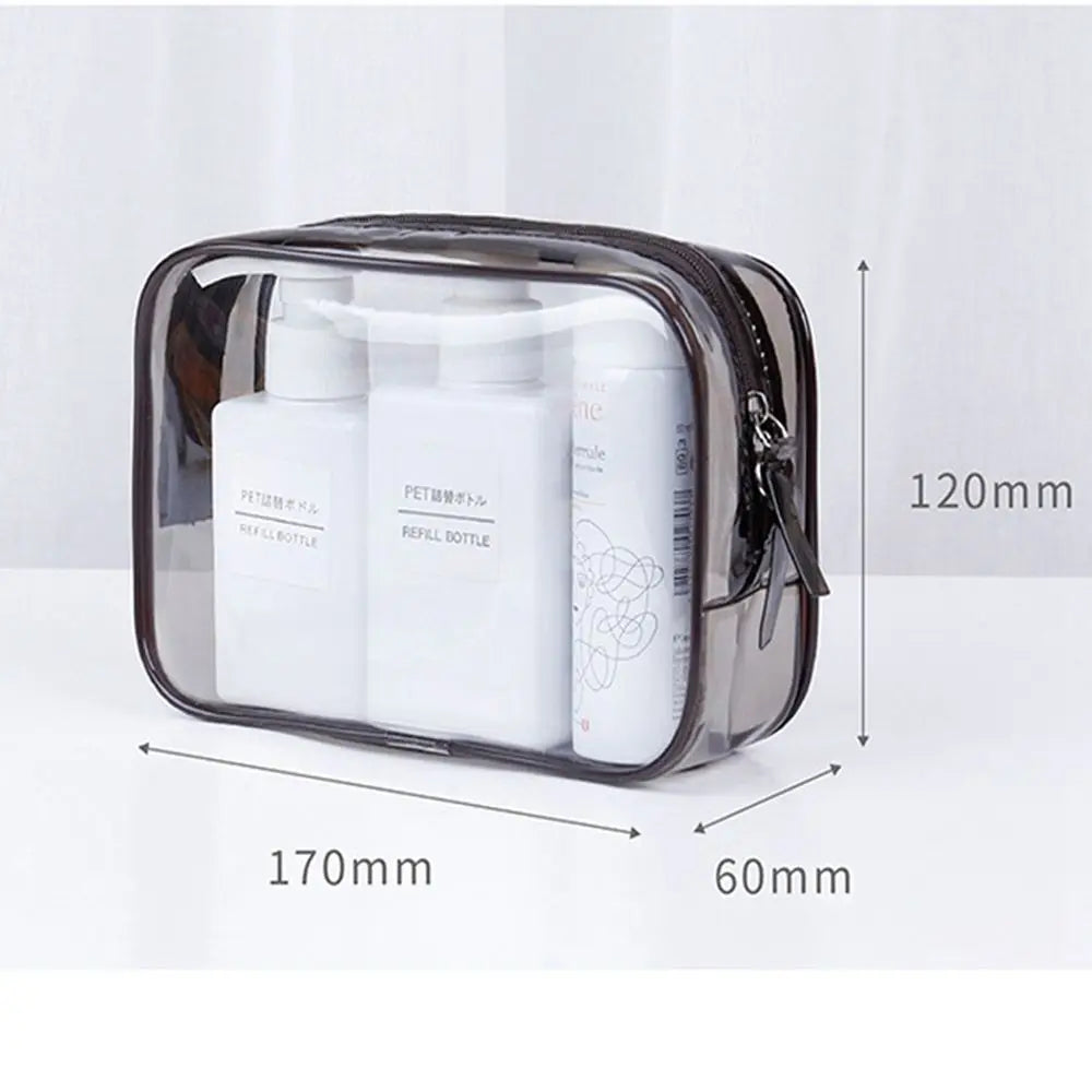 Borsa trasparente da viaggio con flaconi ricaricabili in plastica PET, dimensioni 170x60x120mm, ideale per cosmetici e articoli da toeletta.