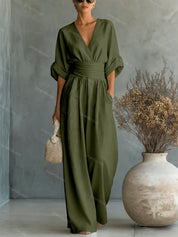 Tuta da Donna Elegante con Scollo a V e Design Contemporaneo 14