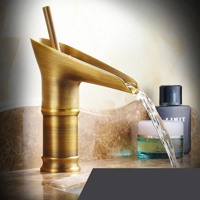 Wasserhahn | Wasserfall-Auslauf im Vintage-Look | Einhebelmischer | VintageFlow 0