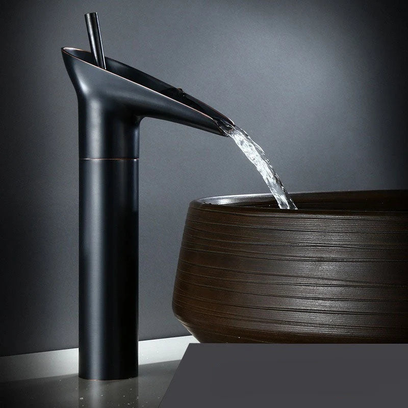 Wasserhahn | Wasserfall-Auslauf im Vintage-Look | Einhebelmischer | VintageFlow 3