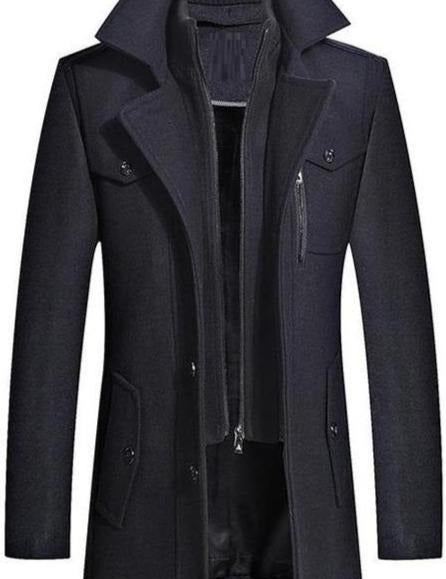 Cappotto invernale uomo elegante nero, doppio petto, con colletto alto e tasche frontali. Moda maschile, abbigliamento caldo e sofisticato.
