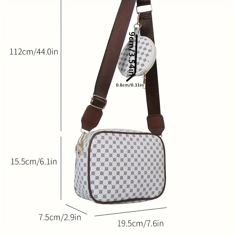 Borsa a tracolla bianca con motivo geometrico, dimensioni 19,5x7,5x15,5 cm, tracolla regolabile marrone, accessorio portamonete incluso.