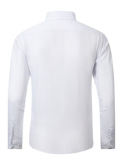 Camicia bianca da uomo a maniche lunghe, vista posteriore. Design classico, colletto tradizionale, ideale per abbigliamento formale o ufficio.