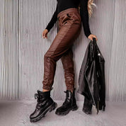 Pantaloni sportivi in pelle da donna con vita elastica