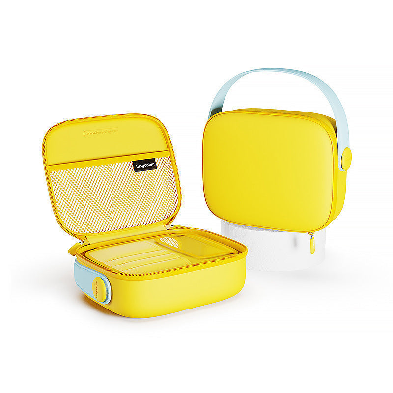 Lunch box giallo con manico azzurro, design moderno e compatto, ideale per scuola e ufficio. Contenitore termico per cibo fresco e sicuro.