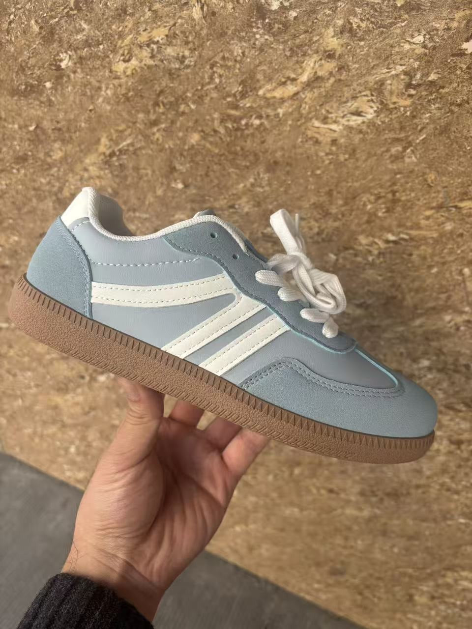 Nara | Zapatillas ortopédicas para mujer con puntera ancha y cordones